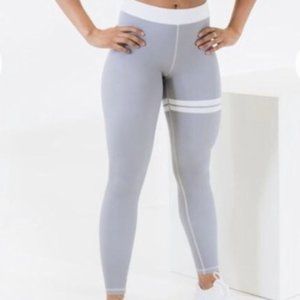 Aim’n grey stripe leggings